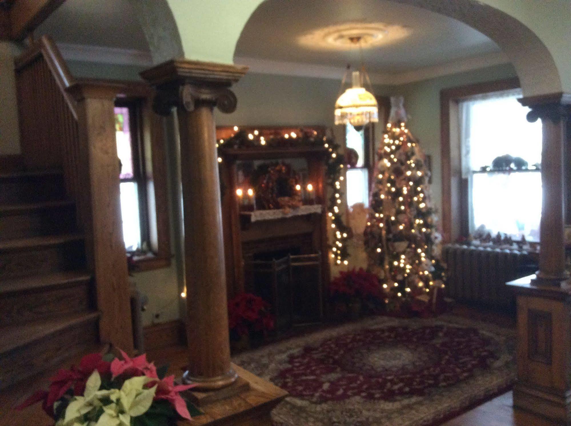Wakamow Heights Bed And Breakfast Moose Jaw Buitenkant foto