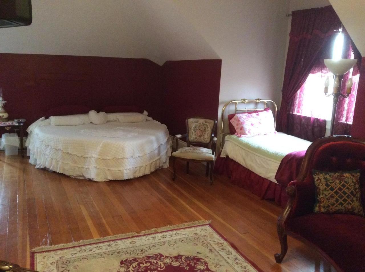 Wakamow Heights Bed And Breakfast Moose Jaw Buitenkant foto