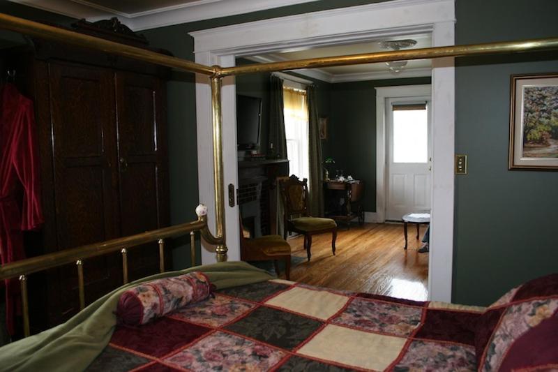 Wakamow Heights Bed And Breakfast Moose Jaw Buitenkant foto
